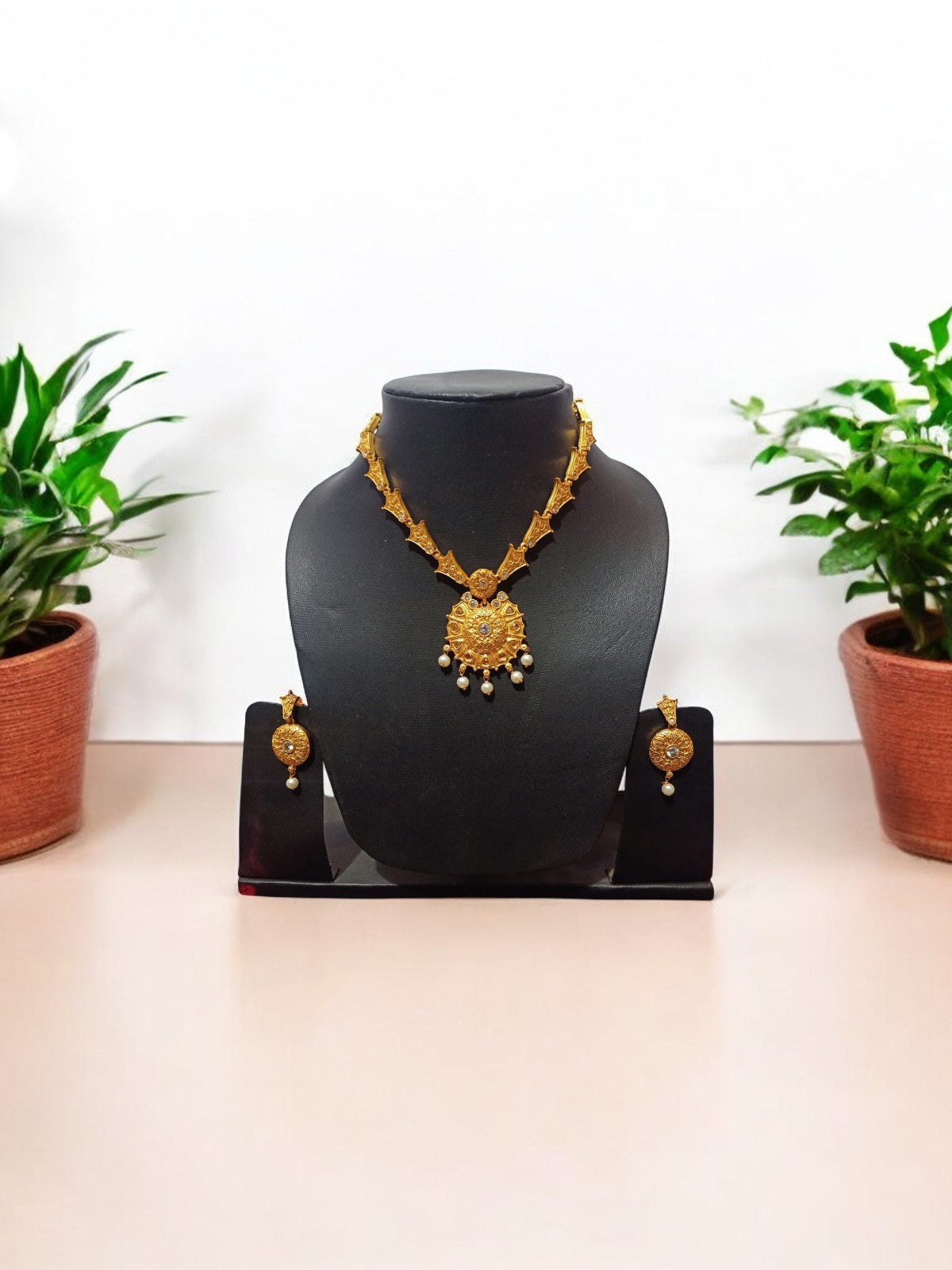 Artificial Gold Necklace Set