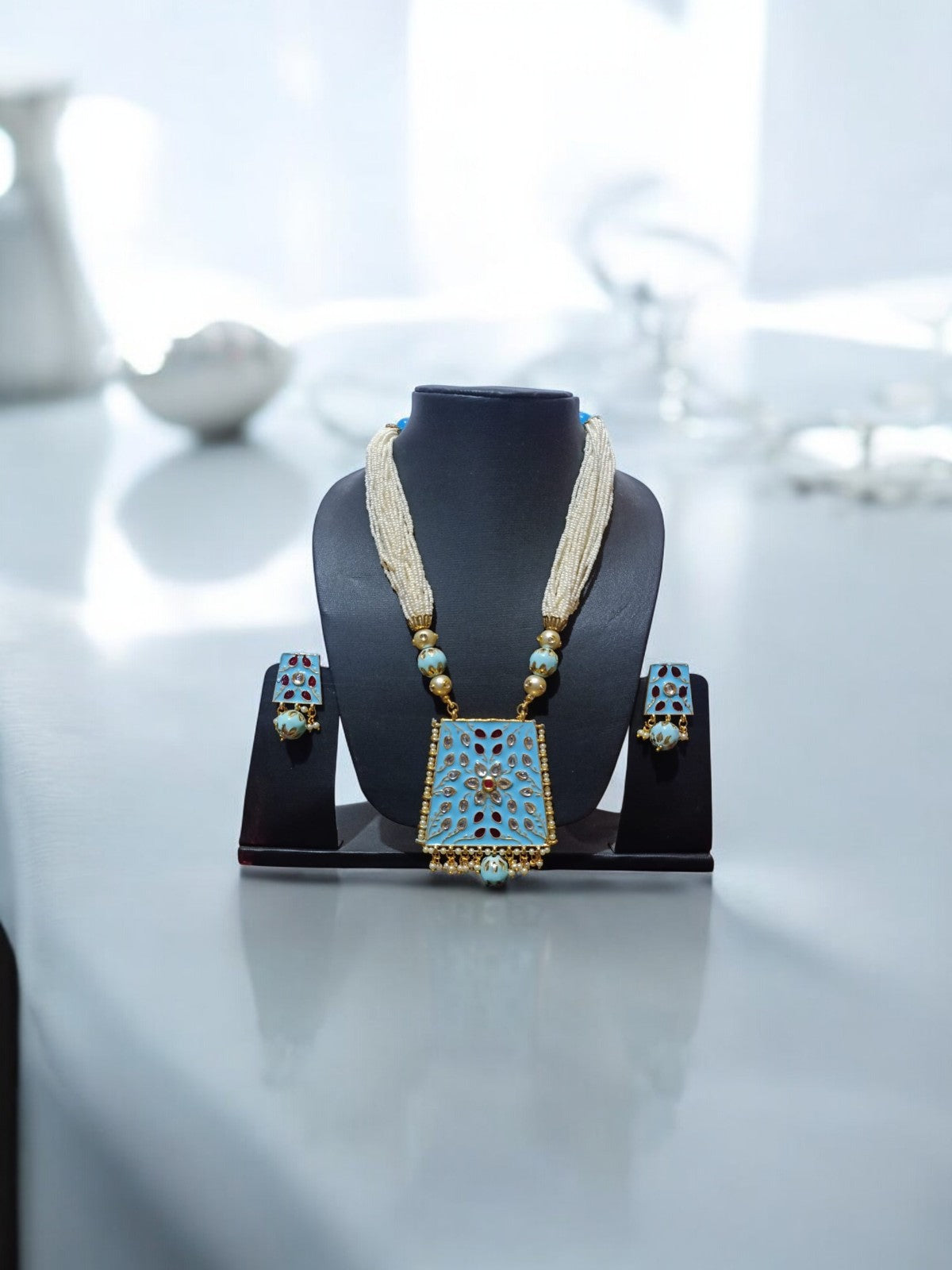 Gorgeous Necklace Set