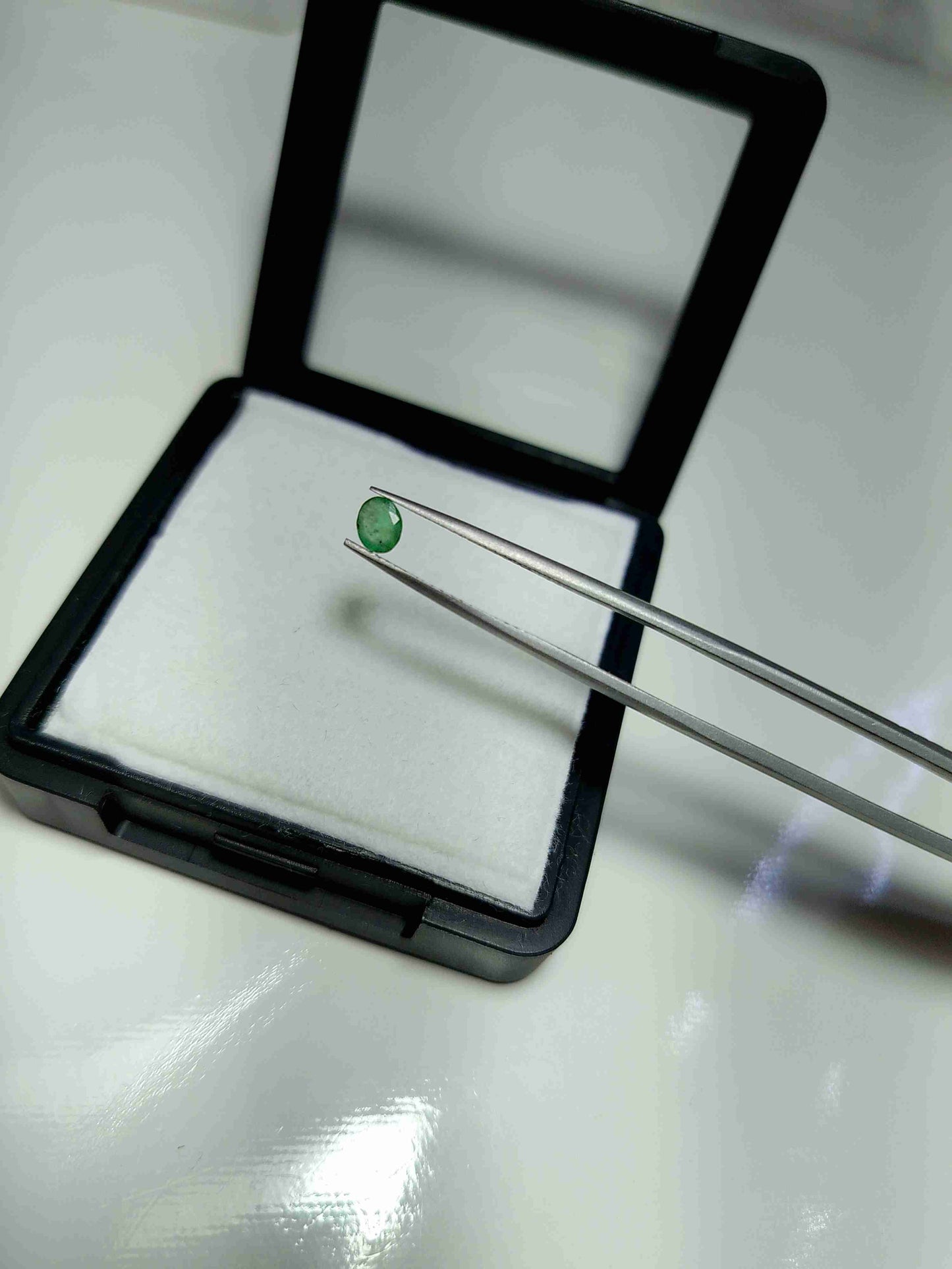 Natural Emerald with 0.260 carat