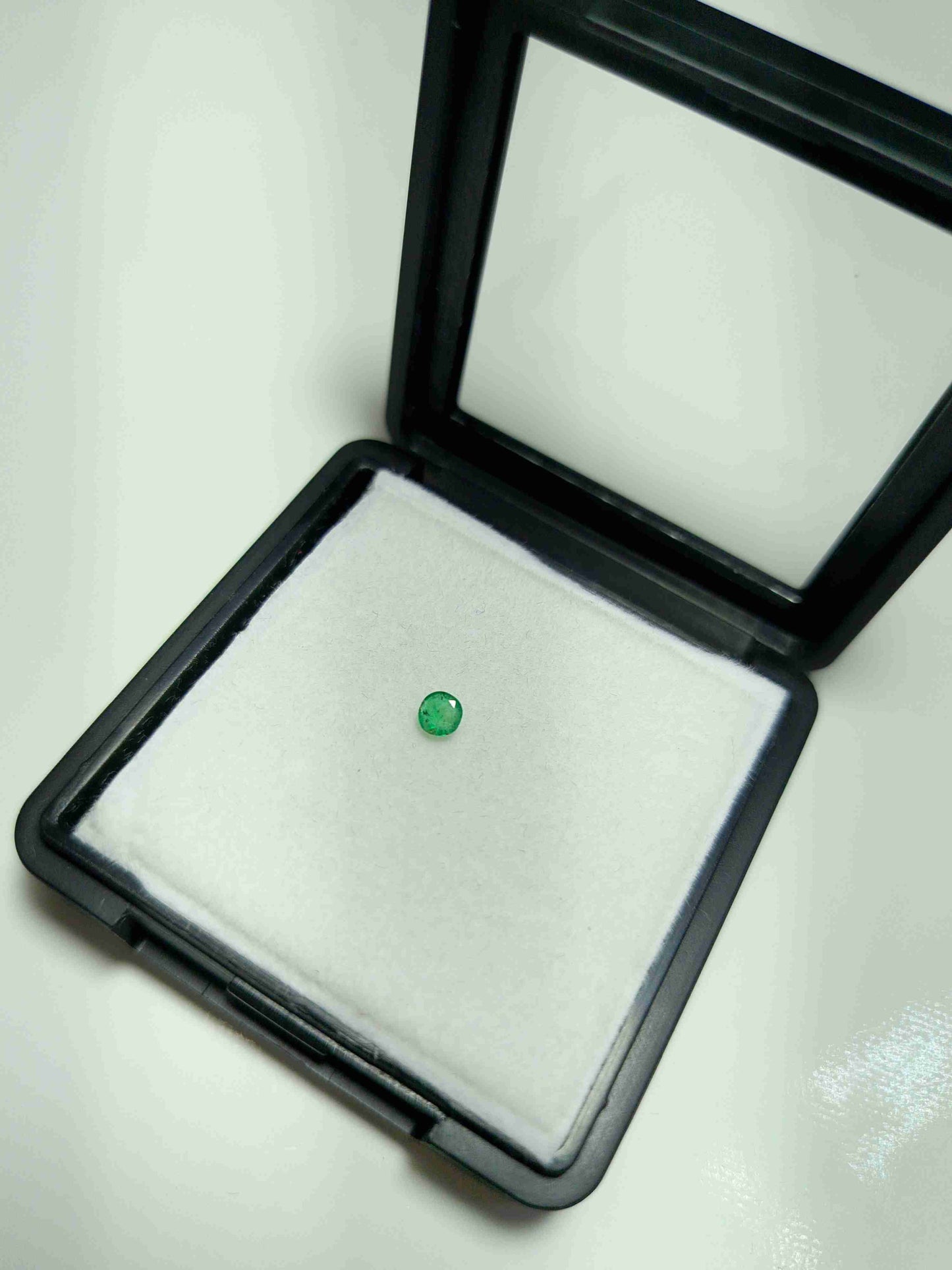Natural Emerald Gemstone - Panna