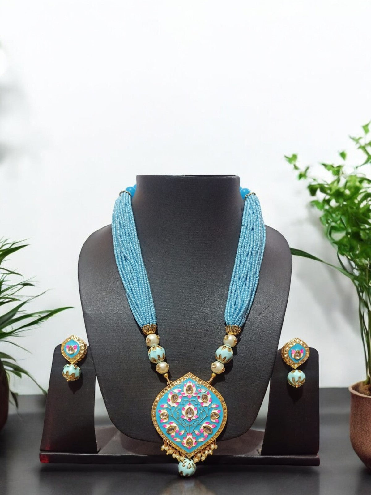 Kundan Meena Necklace with Earrings Artificial Blue Color