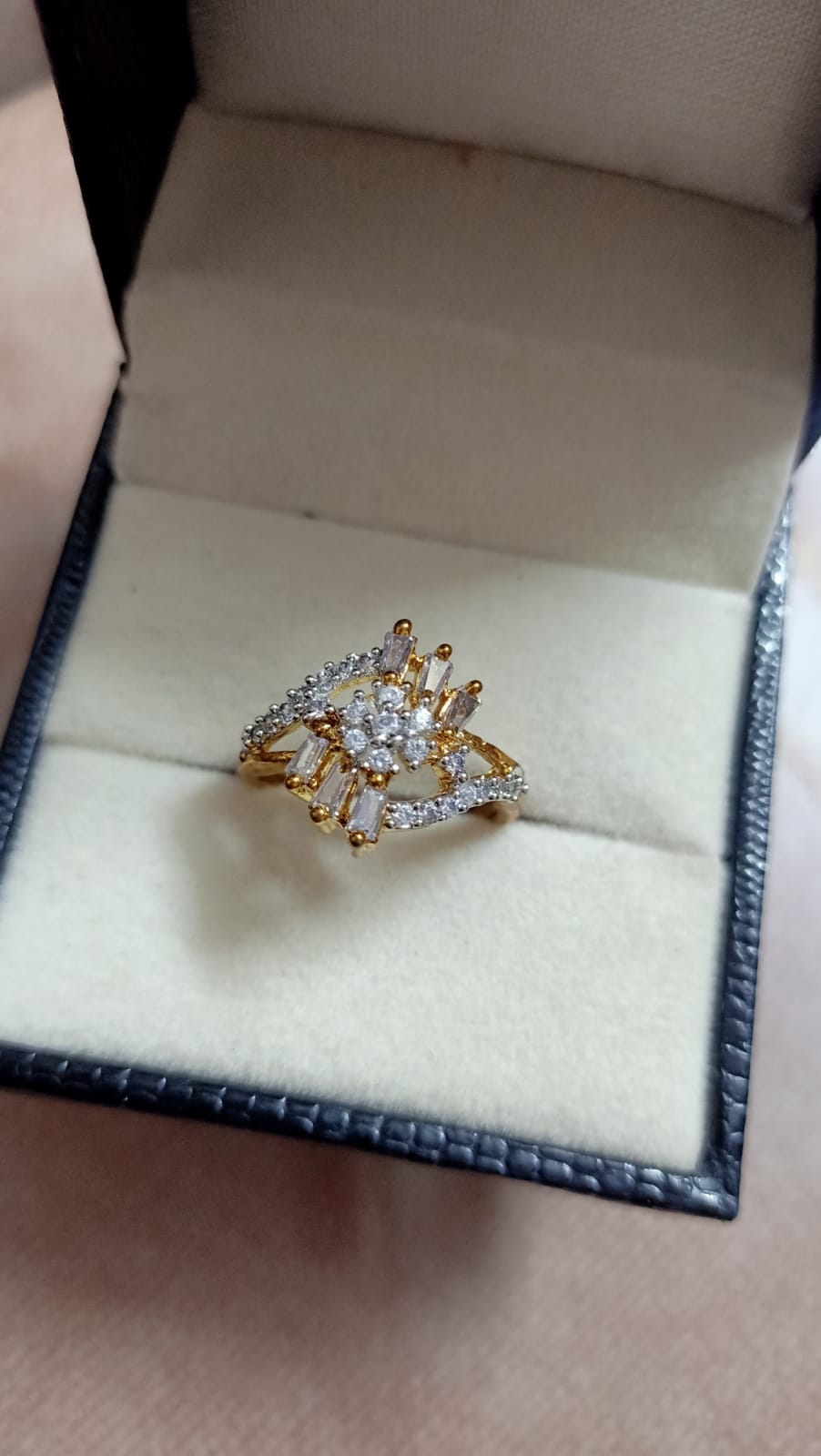 Artificial Diamond Finger Ring For Women Bright Color