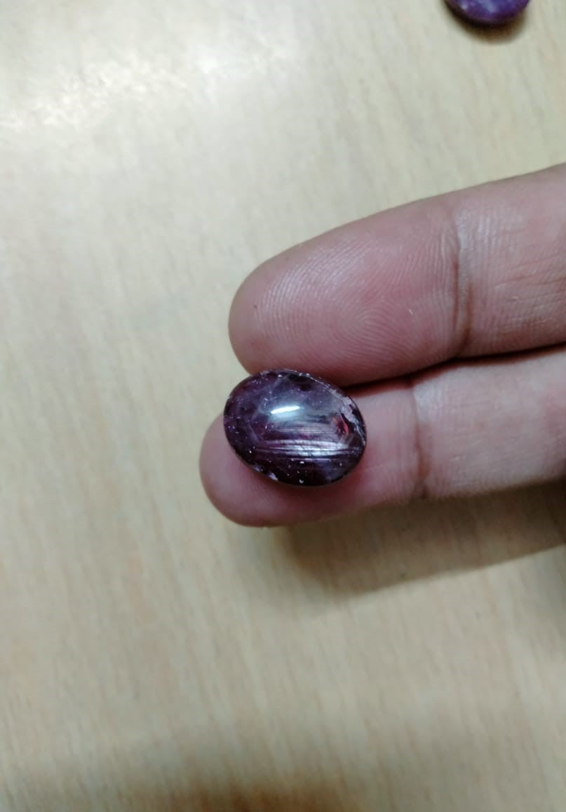 Natural Star Ruby 17.5 carat