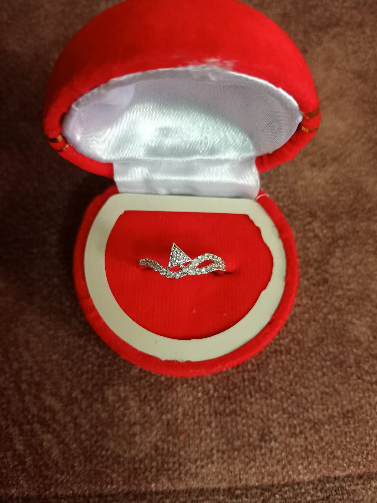 Jewellery Stylish Ring with Artificial Gold Plated for Women Fashion