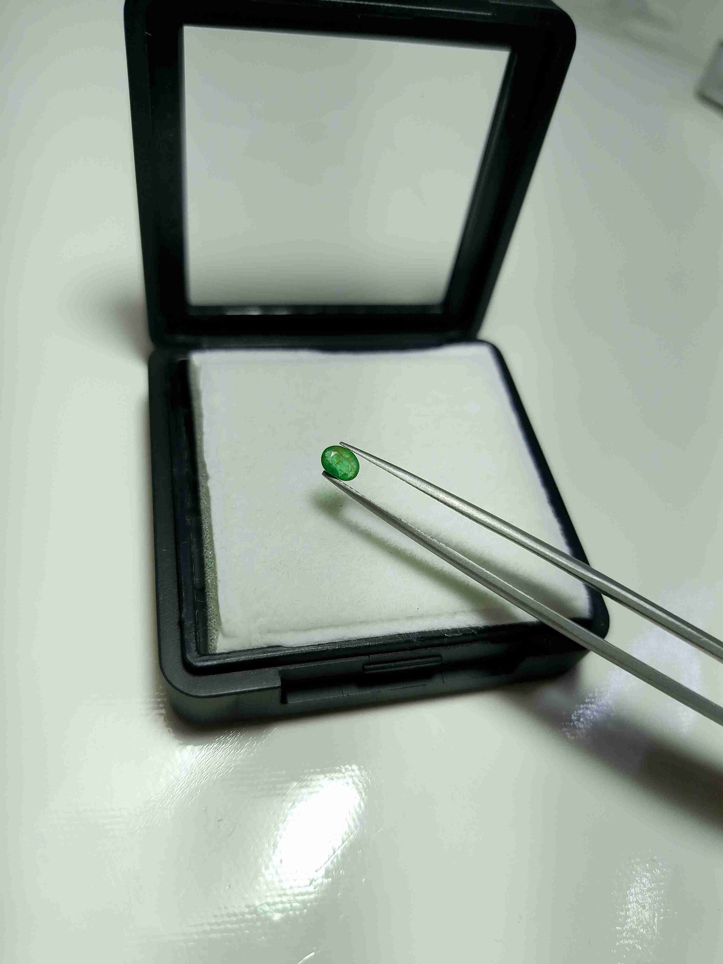 Natural Emerald Oval 0.165 carat