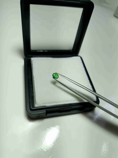 Natural Emerald Oval 0.165 carat