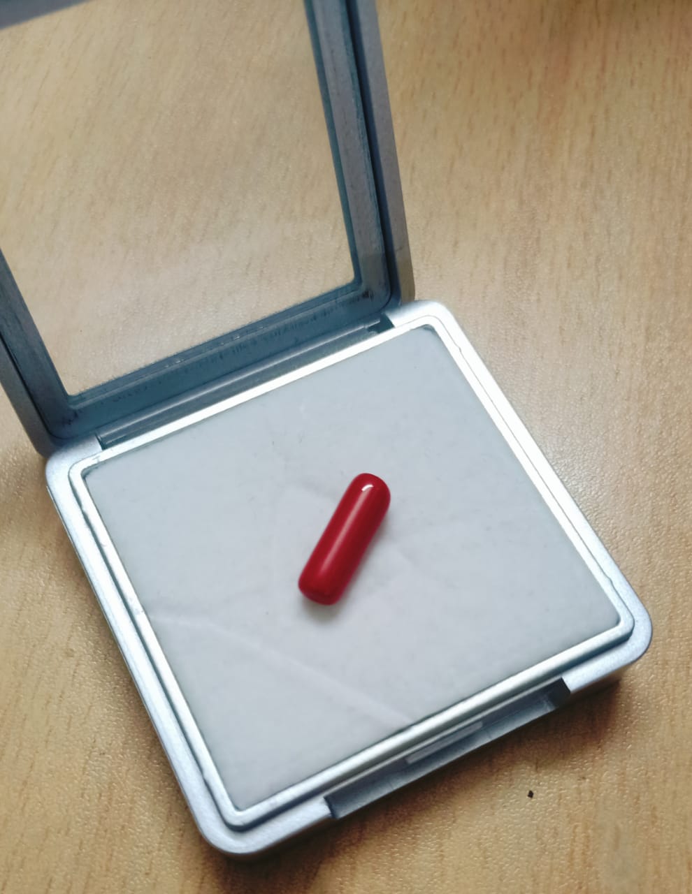 Natural Red Coral Moonga Capsule  Shape  4.20-4.80  Carat  1 Piece