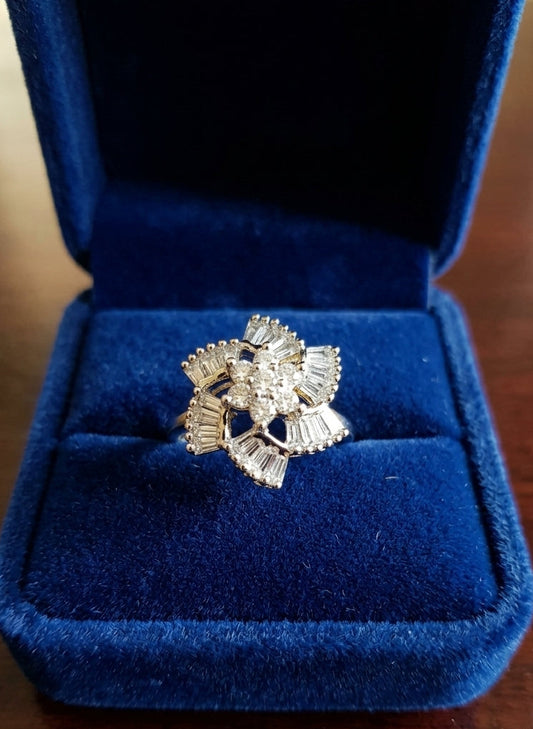 Stylish Ring RNG005