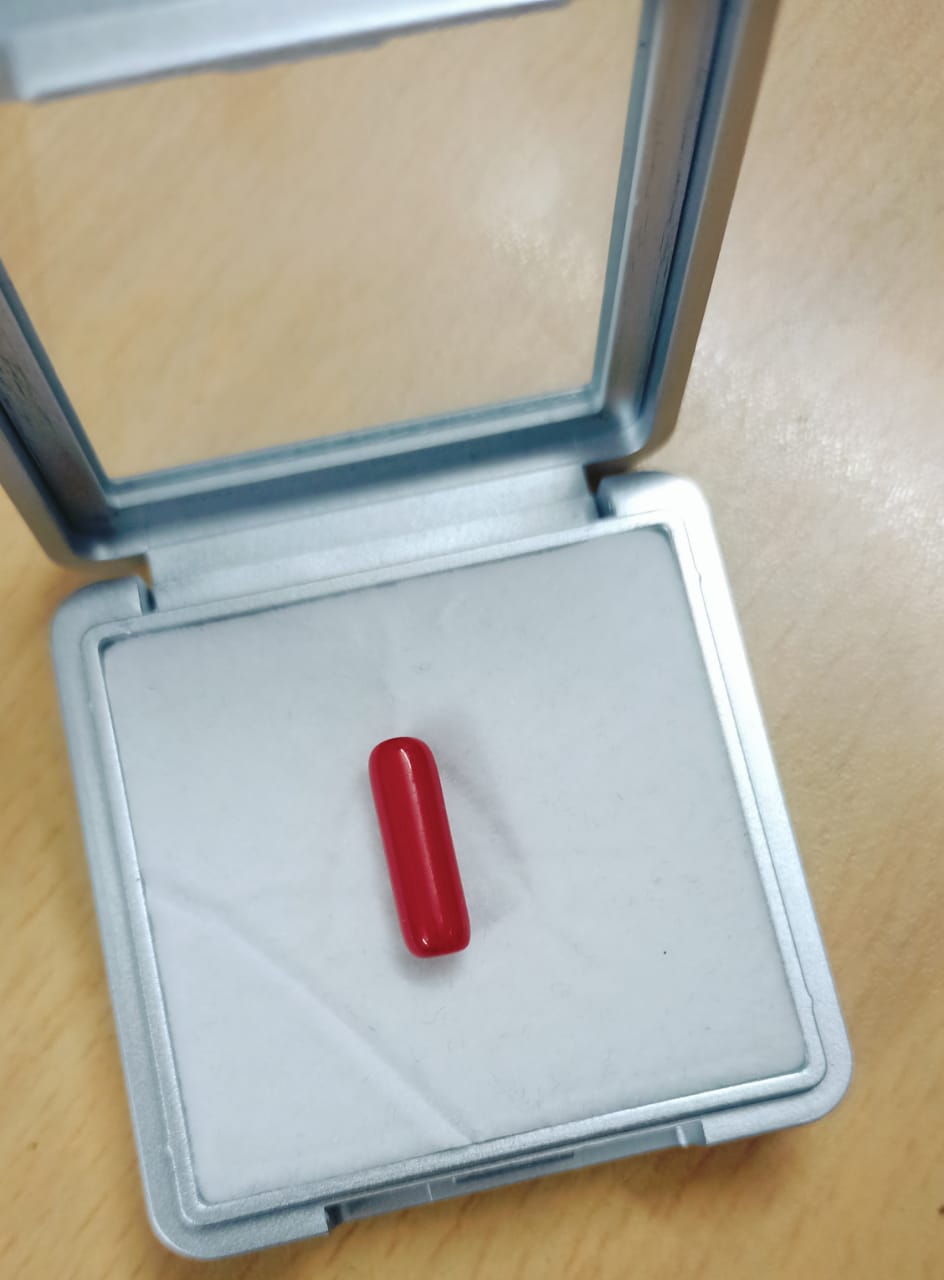 Natural Red Coral (Moonga) Capsule  Shape 5.0 Carat ( 1 Piece)