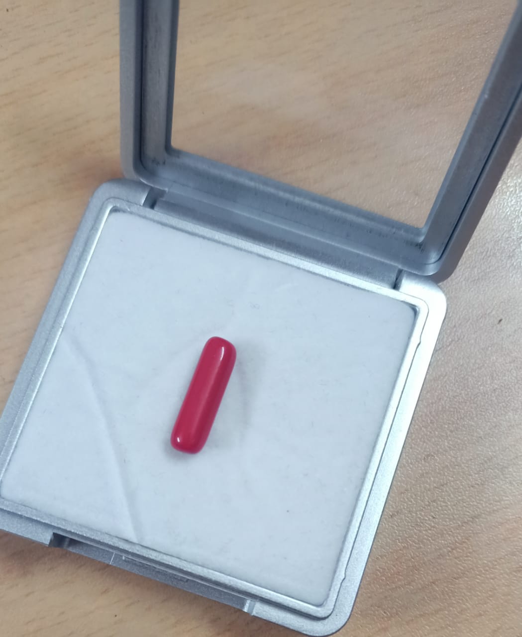 Natural Red Coral (Moonga) Capsule Shape  3.50 Carat